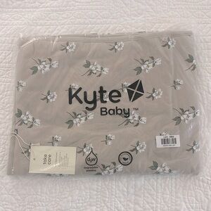 Kyte Unopened NWT baby blanket